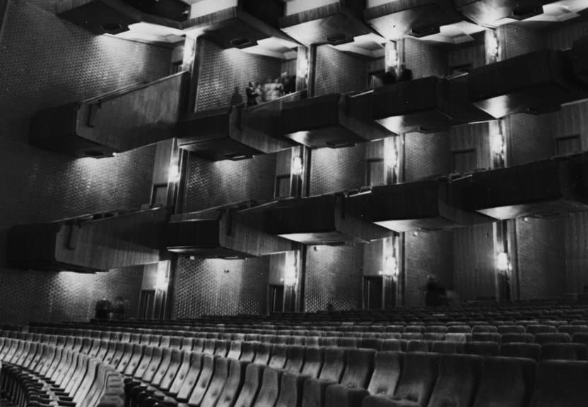 Dingęs teatras: užkulisių istorijos
